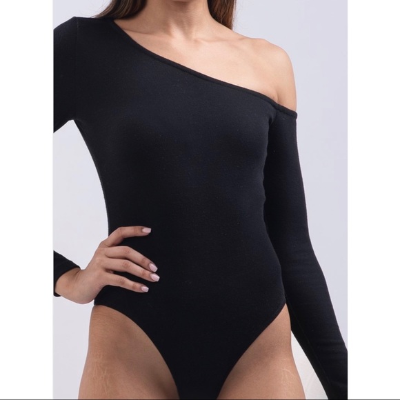 NWT By Egreis MELANIE BODYSUIT [BLACK] - Picture 2 of 4